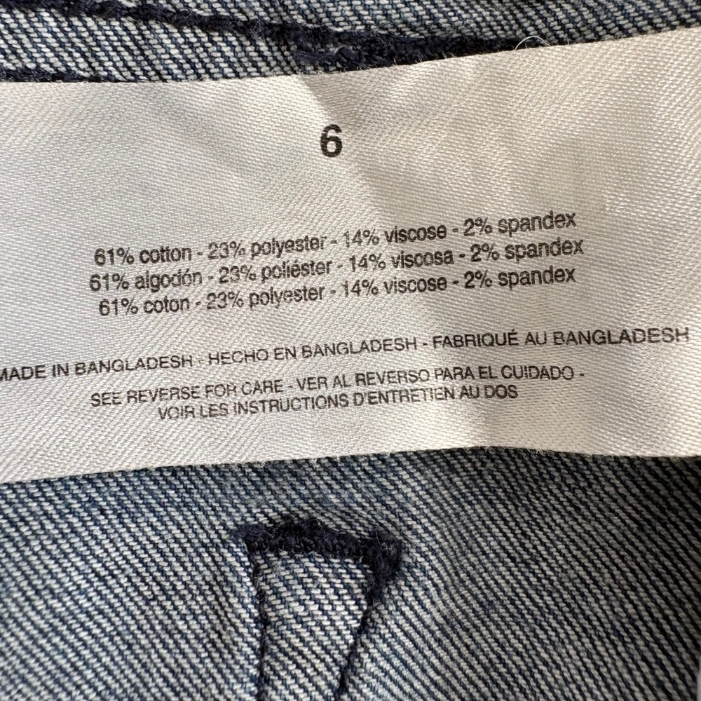 NINE WEST Christie Capri Jeans - size 6 - Picture 3 of 6